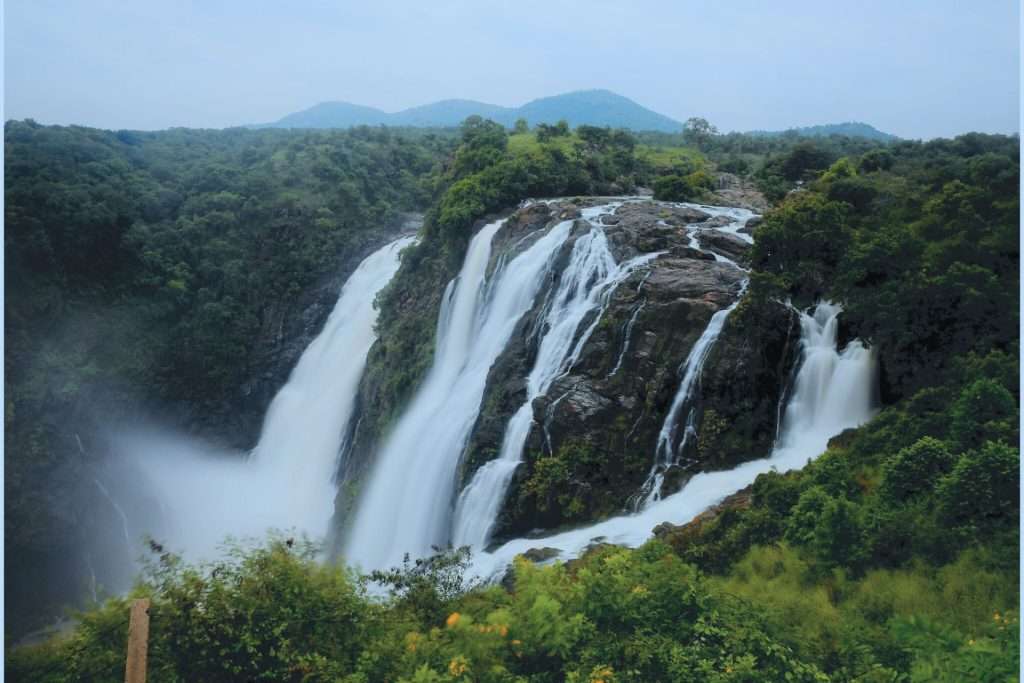 one-day-bangalore-to-shivanasamudra-talakadu-somnathpur-trip-by-car