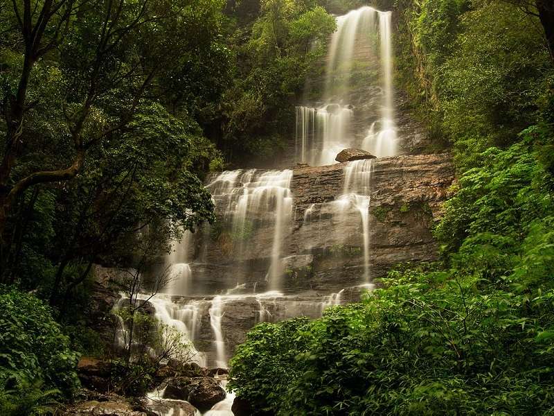 211744531Chikmagalur_Jhari_Falls_Main.jpg