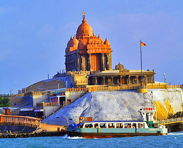 Boat-Cruise-to-Vivekananda-Rock-Memorial.jpg