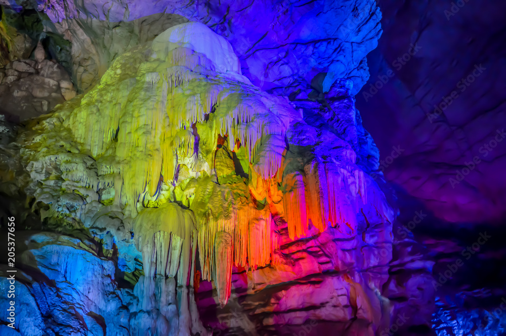 Borra-Caves-1.jpg