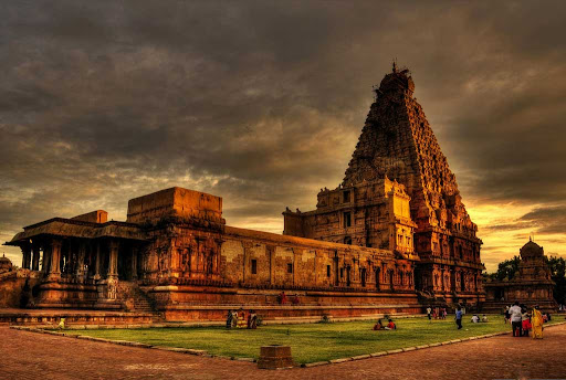 Brihadeeswarar-Temple-Big-Temple.jpg