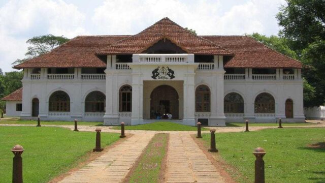 Dutch-Palace-Mattancherry-Palace.jpg
