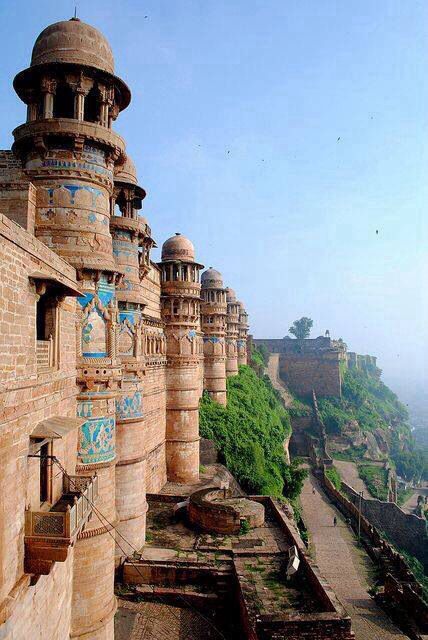 Historical & Architectural Exploration of Royal & Indigenous Cultures-1