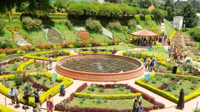 Ooty-Botanical-garden.jpg