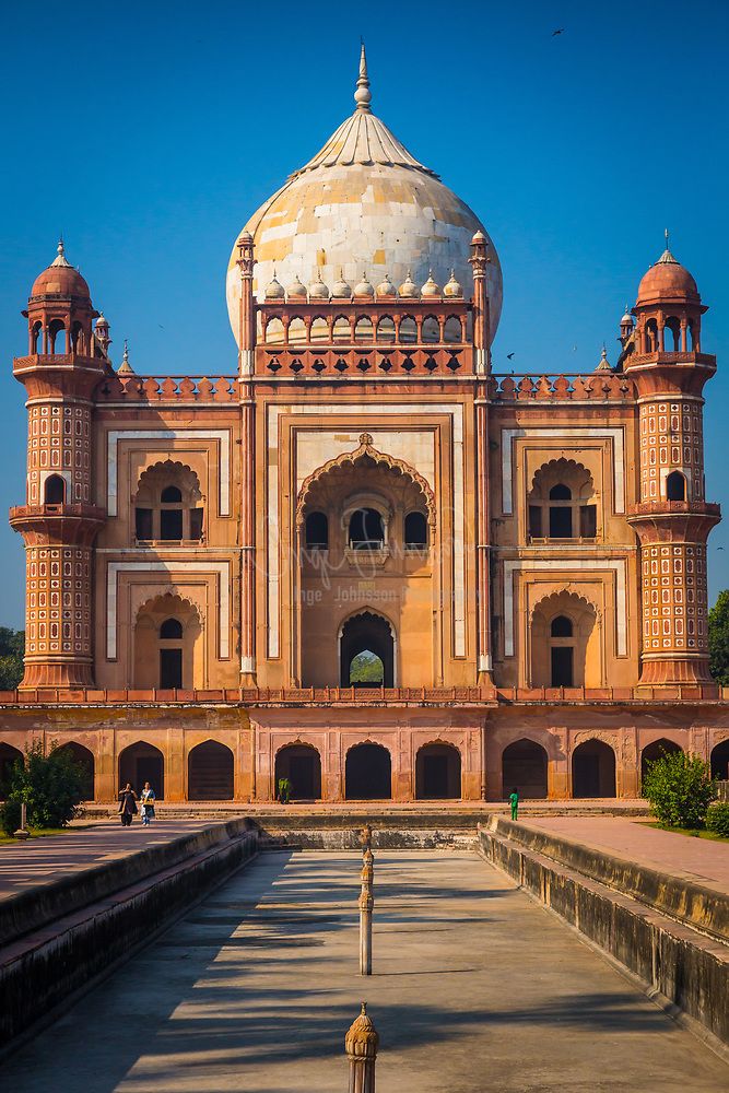 Safdarjungs-Tomb-is-a-sandstone-and-marble-mausoleum-in-New-Delhi-India-_-Inge-Johnsson-Photography-1.jpg