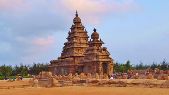 Shore-Temple-Arjunas-Penance-and-Five-Rathas.-2.jpg
