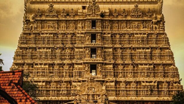 Sri-Padmanabhaswamy-Temple.jpg