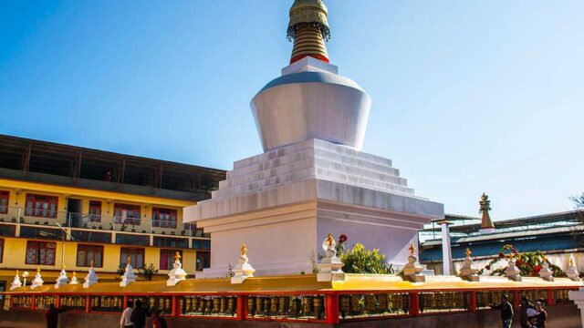 Visit Dro-Dul Chorten, Enchey Monastery & Banjakhri Falls.