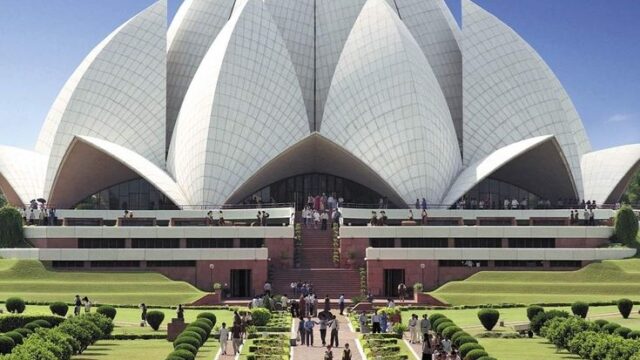 Visit-Lotus-Temple-1.jpg