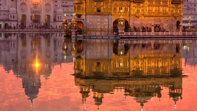 Wonderful-Golden-temple-at-Sunset-Amritsar-Harmandir-Sahib-the-holiest-of-all-Sikh-places-of-worship.jpg