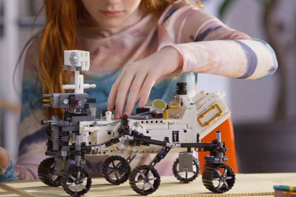 lego-s-nasa-perseverance-mars-rover.jpg